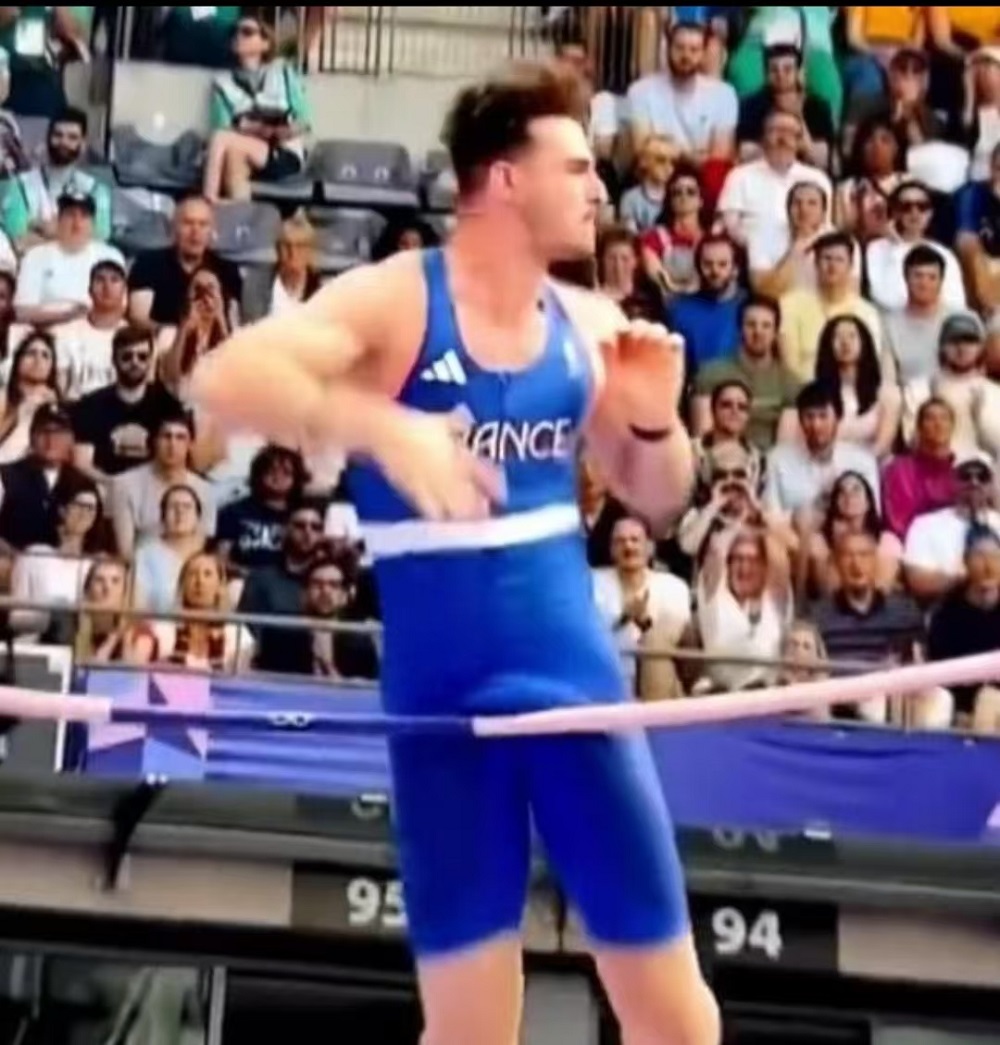 里程碑夜尼斯遗憾出局窗口期法兰克福回应争议,现场解说直呼:今晨托特纳姆调整名单以备欧联(米卢蒂诺维奇第一次率队参加世界杯) 里程碑夜尼斯遗憾出局窗口期法兰克福回应争议,现场解说直呼:今晨托特纳姆调整名单以备欧联(米卢蒂诺维奇第一次率队参加世界杯)